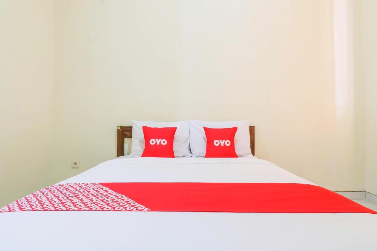 Oyo 2178 Merthan House سمينياك المظهر الخارجي الصورة